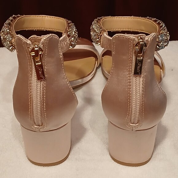 BADGELY MISCHKA SANDALS - Picture 2 of 5